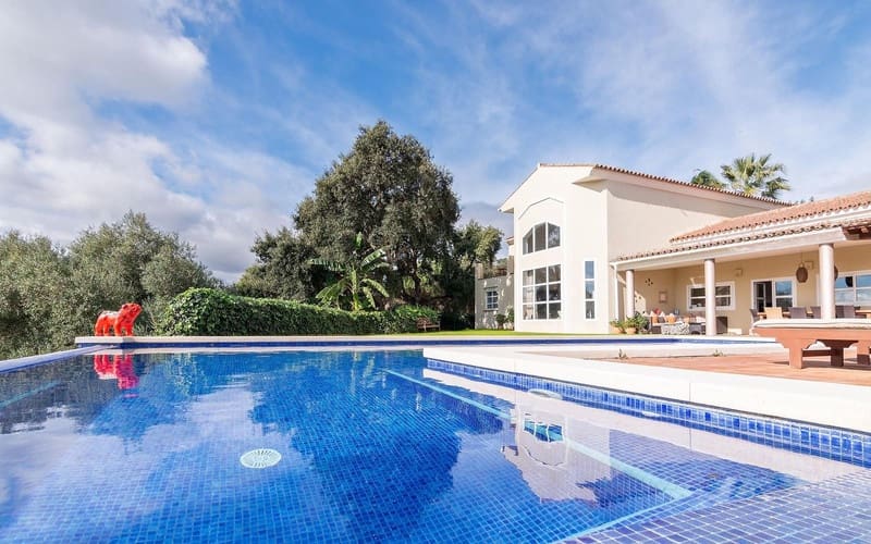 6 sovrum Villa till salu i Sotogrande med pool garage - 1 850 000 € (Ref: 8612397)