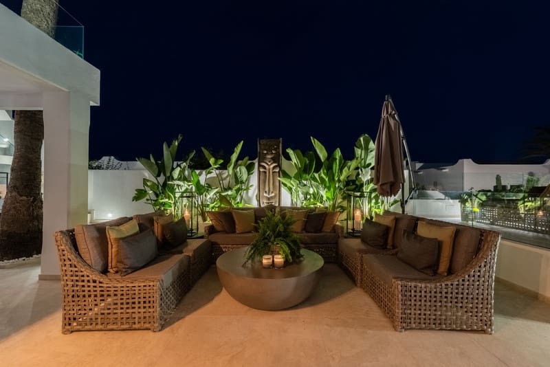 3 soveværelse Byhus til salg i Golden Mile med swimmingpool garage - € 3.500.000 (Ref: 8612398)