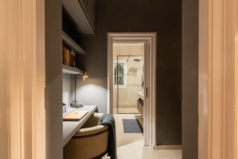 3 soveværelse Byhus til salg i Golden Mile med swimmingpool garage - € 3.500.000 (Ref: 8612398)