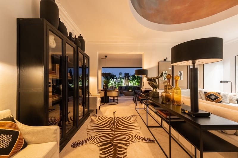 3 bedroom Townhouse for sale in Golden Mile with pool garage - € 3,500,000 (Ref: 8612398)