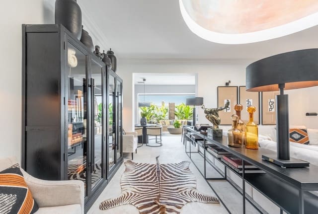 3 soveværelse Byhus til salg i Golden Mile, Marbella med swimmingpool garage - € 3.500.000 (Ref: 8612398)