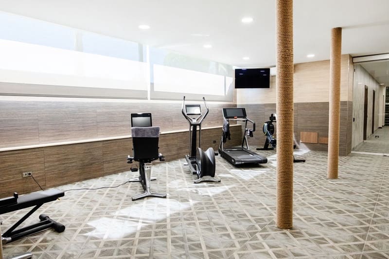 5 quarto Moradia para venda em Benahavis com piscina garagem - 9 000 000 € (Ref: 8619803)