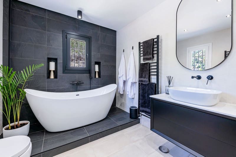 3 bedroom Villa for sale in Mijas with pool garage - € 1,295,000 (Ref: 8626587)