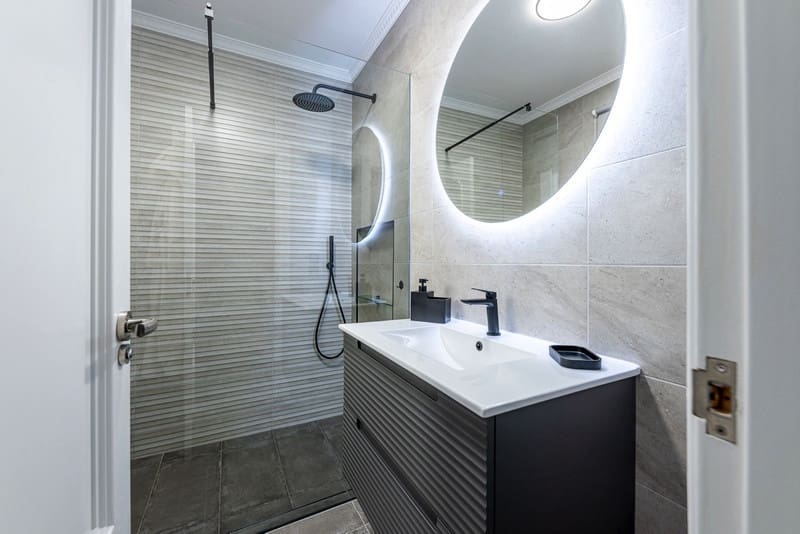 3 bedroom Villa for sale in Mijas with pool garage - € 1,295,000 (Ref: 8626587)