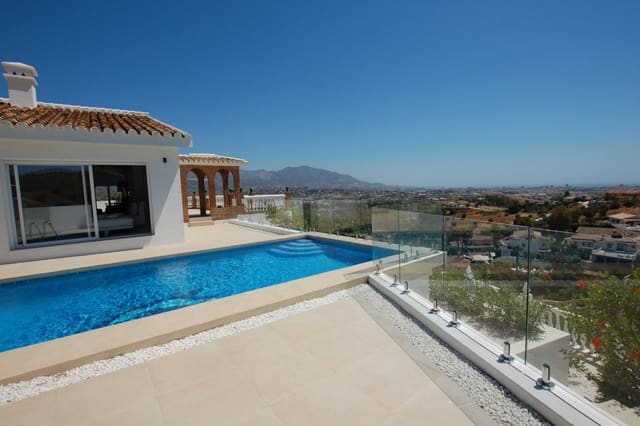 3 sypialnia Willa na sprzedaż w Mijas Costa, Mijas z basenem garażem - 995 000 € (Ref: 8640852)