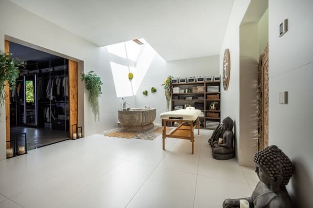 5 soverom Villa til salgs i Benahavís med svømmebasseng garasje - € 3 950 000 (Ref: 8644784)