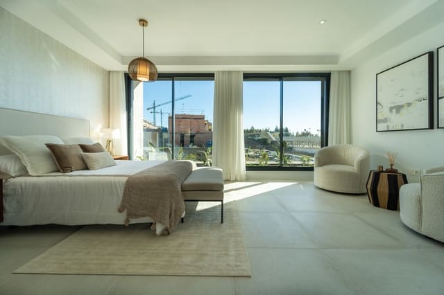 4 bedroom Townhouse for sale in El Chaparral, Mijas with pool garage - € 759,000 (Ref: 8648139)