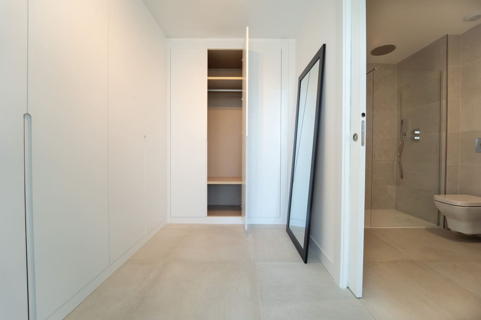 4 soveværelse Byhus til salg i El Chaparral med swimmingpool garage - € 759.000 (Ref: 8648139)