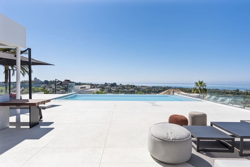 6 chambre Villa/Maison à vendre à El Paraiso avec piscine garage - 4 980 000 € (Ref: 8662193)