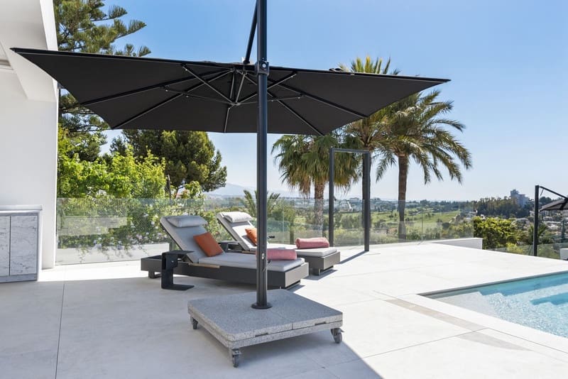 6 chambre Villa/Maison à vendre à El Paraiso avec piscine garage - 4 980 000 € (Ref: 8662193)
