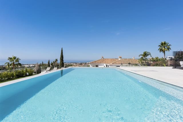 6 soverom Villa til salgs i El Paraiso, Estepona med svømmebasseng garasje - € 4 980 000 (Ref: 8662193)
