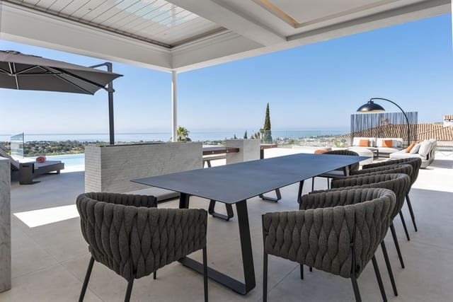 6 soverom Villa til salgs i El Paraiso, Estepona med svømmebasseng garasje - € 4 980 000 (Ref: 8662193)