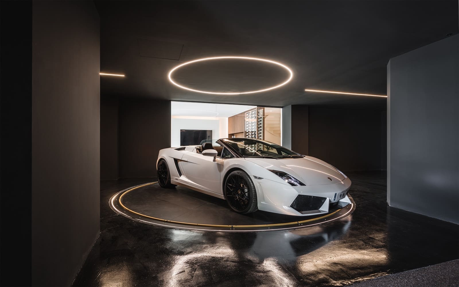 6 bedroom Villa for sale in Benahavis with pool garage - € 6,995,000 (Ref: 8683294)