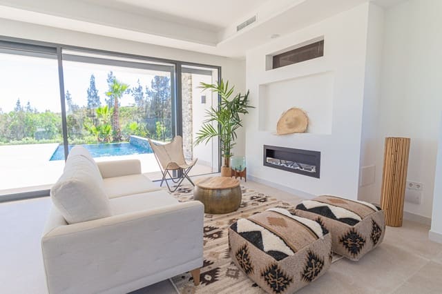 4 soverom Villa til salgs i Mijas Costa, Mijas med svømmebasseng garasje - € 1 650 000 (Ref: 8689518)