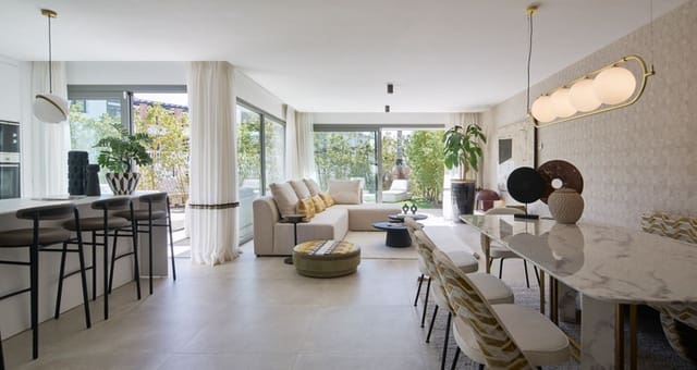 4 soveværelse Semi-Rækkehus til salg i El Chaparral, Mijas med swimmingpool garage - € 1.069.000 (Ref: 8691276)