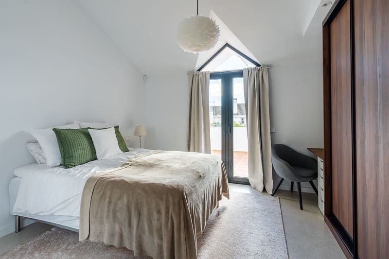 4 bedroom Villa for sale in Nueva Andalucia with pool garage - € 2,650,000 (Ref: 8712640)