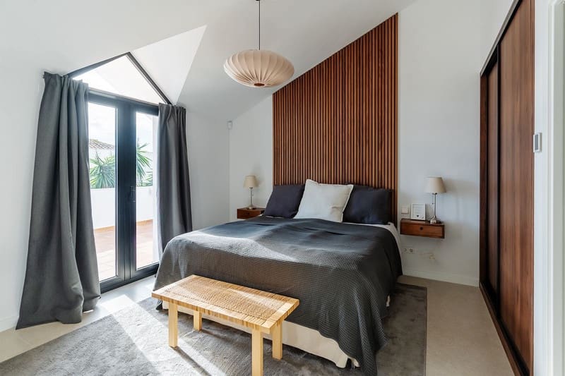 4 bedroom Villa for sale in Nueva Andalucia with pool garage - € 2,650,000 (Ref: 8712640)