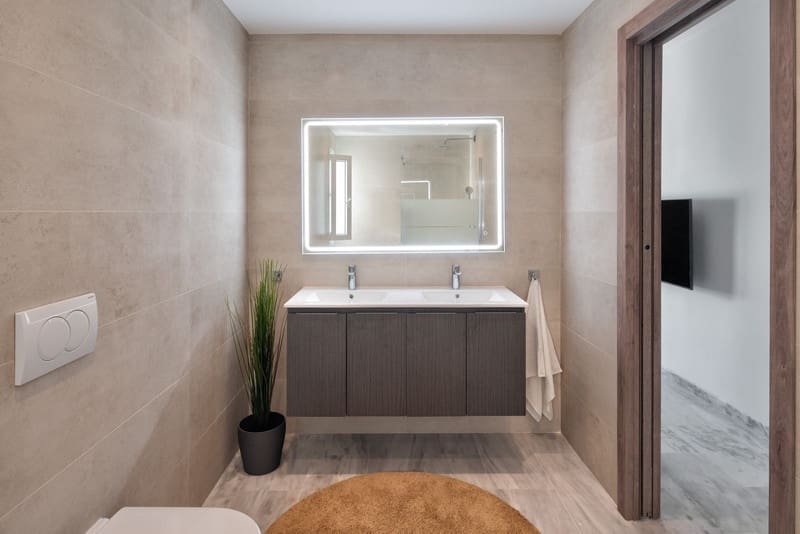 3 bedroom Penthouse for sale in Nueva Andalucia with pool garage - € 1,095,000 (Ref: 8727502)