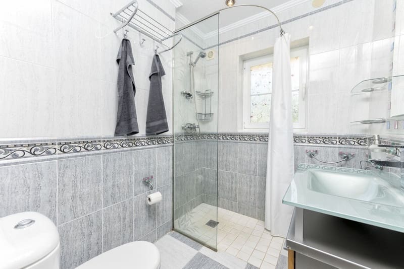 6 soveværelse Villa til salg i Benalmadena Costa med swimmingpool garage - € 1.490.000 (Ref: 8727503)