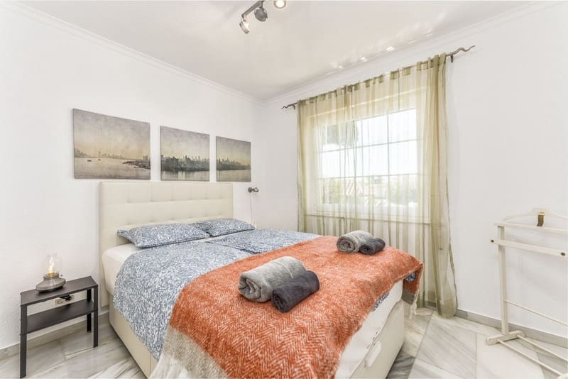 6 soveværelse Villa til salg i Benalmadena Costa med swimmingpool garage - € 1.490.000 (Ref: 8727503)