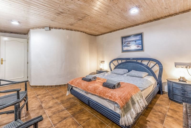 6 makuuhuone Huvila myytävänä paikassa Benalmadena Costa mukana uima-altaan 
autotalli - 1 390 000 € (Ref: 8727503)