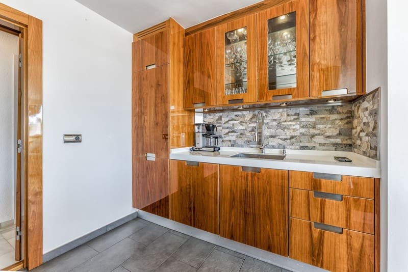 6 makuuhuone Huvila myytävänä paikassa Benalmadena Costa mukana uima-altaan 
autotalli - 1 390 000 € (Ref: 8727503)