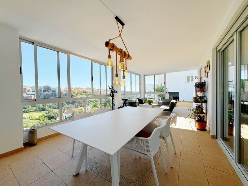 8 bedroom Villa for sale in Marbella with pool garage - € 1,450,000 (Ref: 8727505)