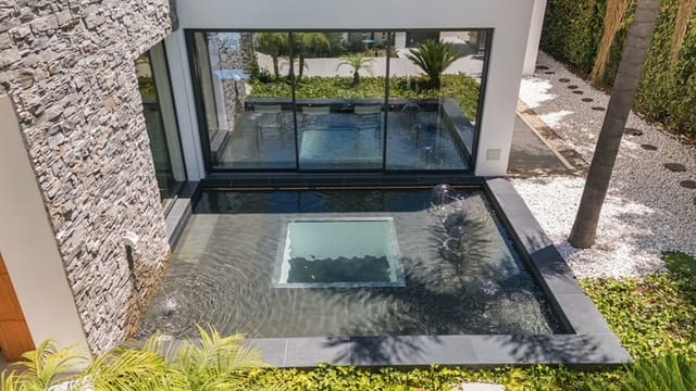 5 sovrum Villa till salu i Golden Mile, Marbella med pool garage - 7 995 000 € (Ref: 8729262)