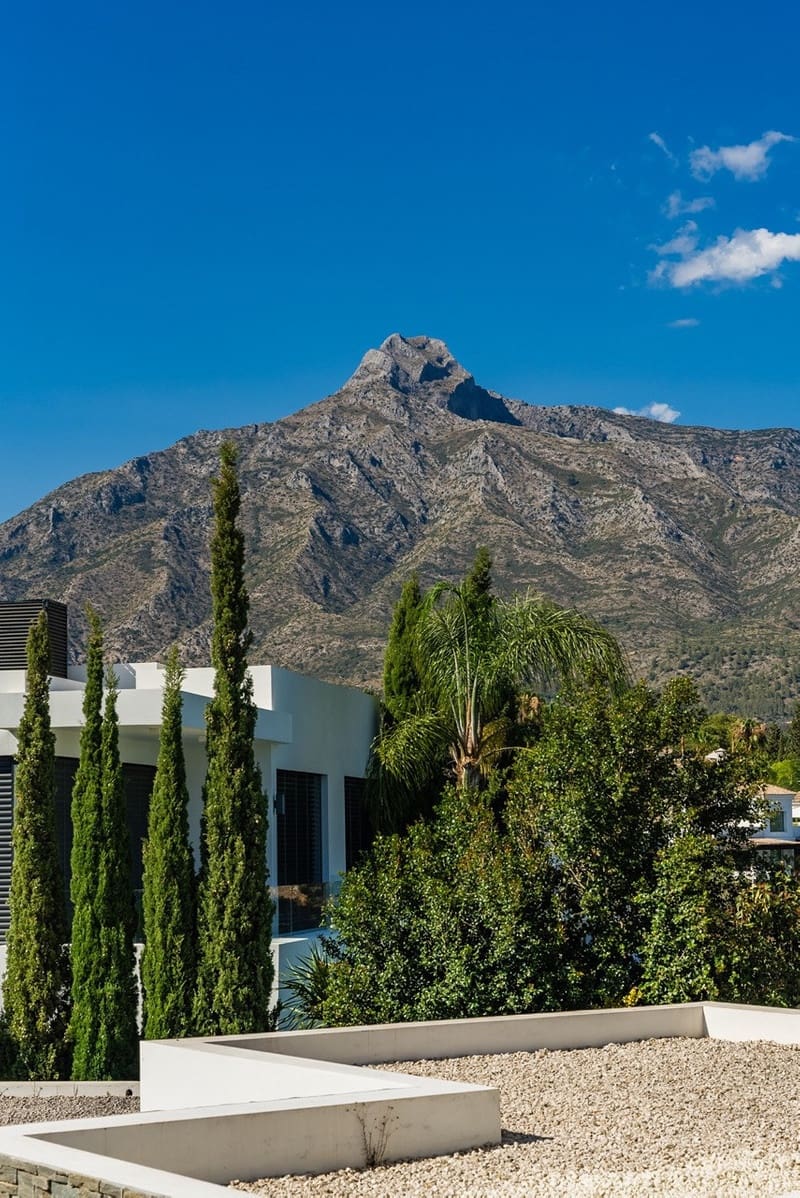 5 Zimmer Villa zu verkaufen in Golden Mile mit Pool Garage - 7.995.000 € (Ref: 8729262)