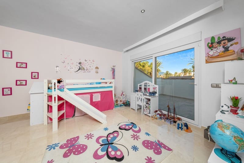 6 soverom Villa til salgs i Guadalmina med svømmebasseng garasje - € 3 250 000 (Ref: 8729264)