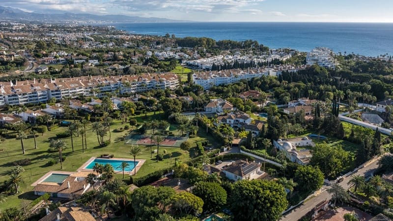 6 soverom Villa til salgs i Guadalmina med svømmebasseng garasje - € 3 250 000 (Ref: 8729264)