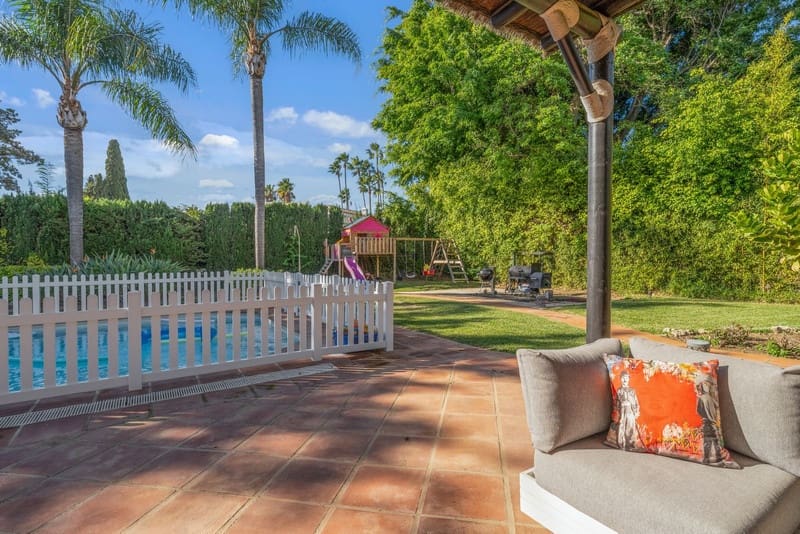 6 soverom Villa til salgs i Guadalmina med svømmebasseng garasje - € 3 250 000 (Ref: 8729264)