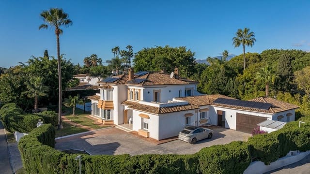 6 sovrum Villa till salu i Guadalmina Baja, Marbella med pool garage - 3 250 000 € (Ref: 8729264)
