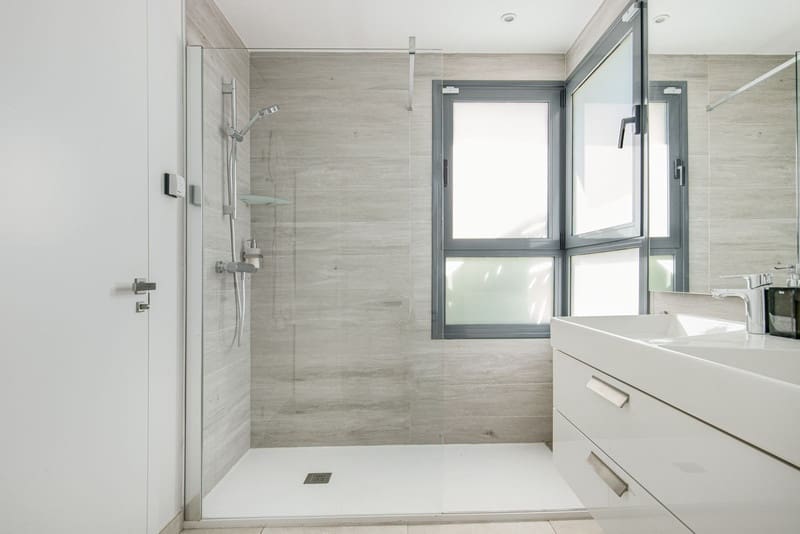 4 bedroom Apartment for sale in Estepona with pool garage - € 1,195,000 (Ref: 8729269)