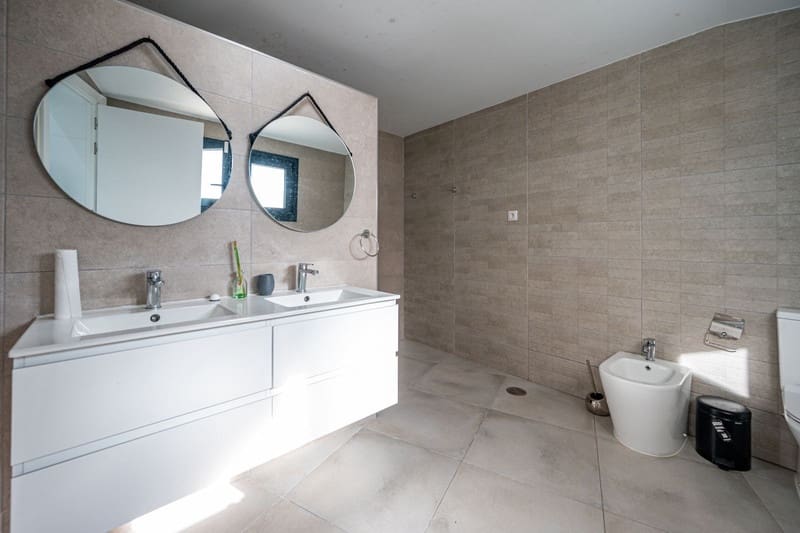 4 sovrum Villa till salu i Mijas Costa med pool garage - 1 390 000 € (Ref: 8747606)