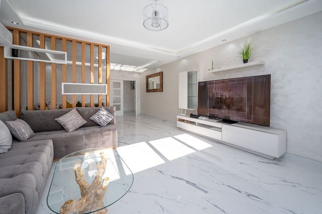 4 chambre Villa/Maison à vendre à Mijas Costa, Mijas avec piscine garage - 1 390 000 € (Ref: 8747606)