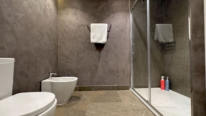 4 bedroom Villa for sale in Marbella with pool garage - € 2,500,000 (Ref: 8747607)