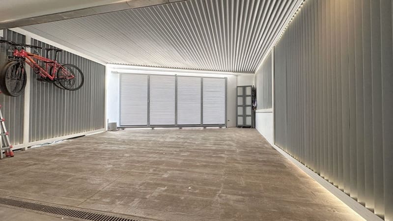 4 bedroom Villa for sale in Marbella with pool garage - € 2,500,000 (Ref: 8747607)