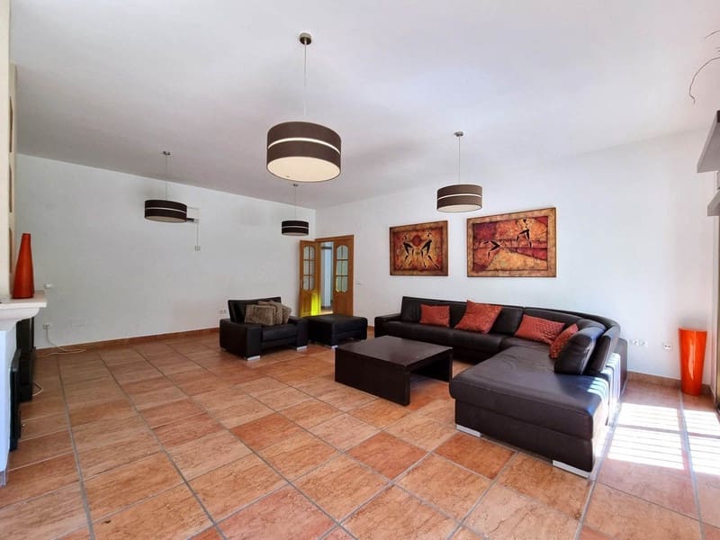 5 sovrum Villa till salu i Mijas Costa med pool garage - 942 000 € (Ref: 8752156)