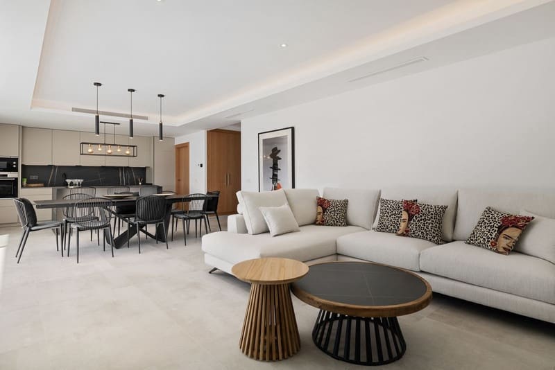 6 sovrum Villa till salu i La Cala de Mijas med pool garage - 2 650 000 € (Ref: 8755351)