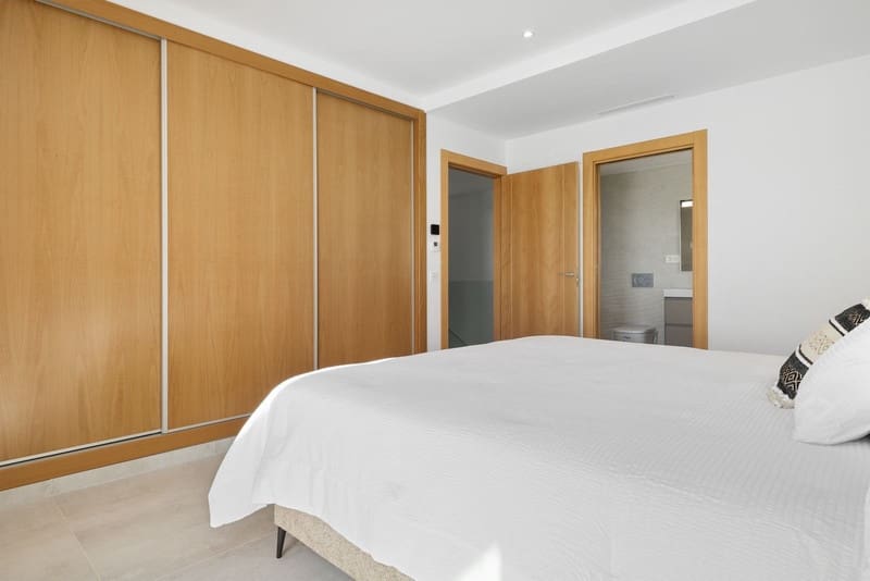 6 sovrum Villa till salu i La Cala de Mijas med pool garage - 2 650 000 € (Ref: 8755351)