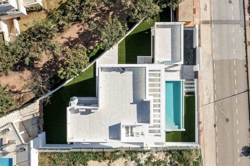 6 sovrum Villa till salu i La Cala de Mijas med pool garage - 2 650 000 € (Ref: 8755351)