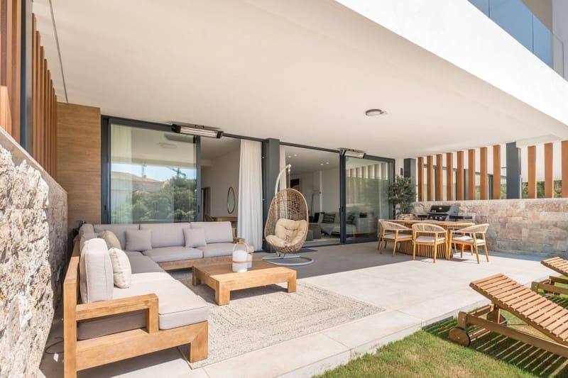 3 bedroom Apartment for sale in Marbella with pool garage - € 898,000 (Ref: 8759713)