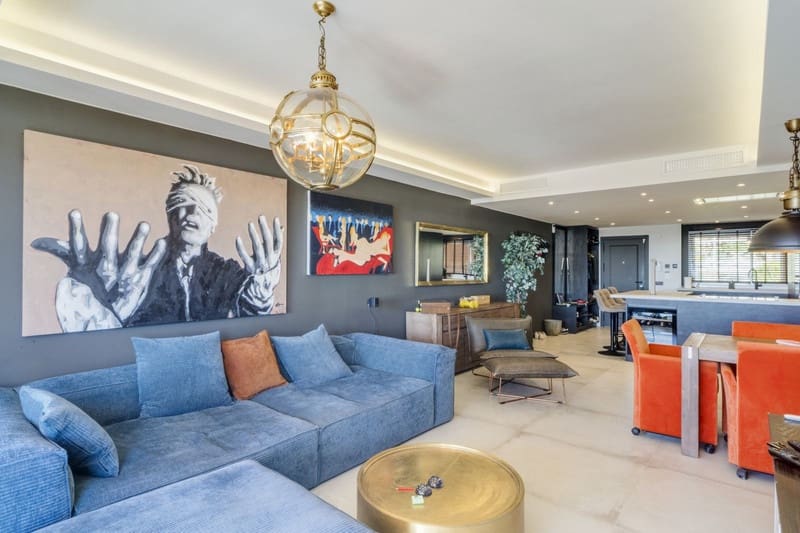 4 bedroom Apartment for sale in Nueva Andalucia with pool garage - € 1,350,000 (Ref: 8773318)