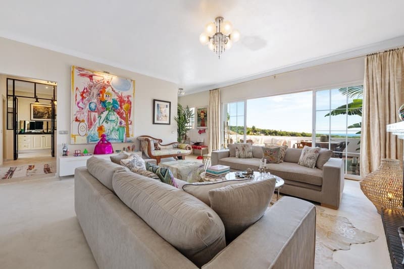 4 sovrum Semi-fristående Villa till salu i Marbella med pool garage - 2 195 000 € (Ref: 8773320)