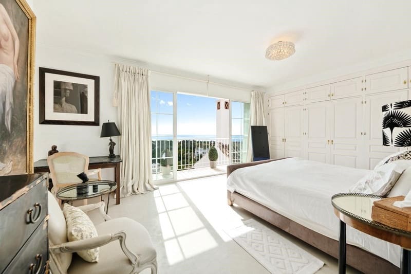 4 sovrum Semi-fristående Villa till salu i Marbella med pool garage - 2 195 000 € (Ref: 8773320)