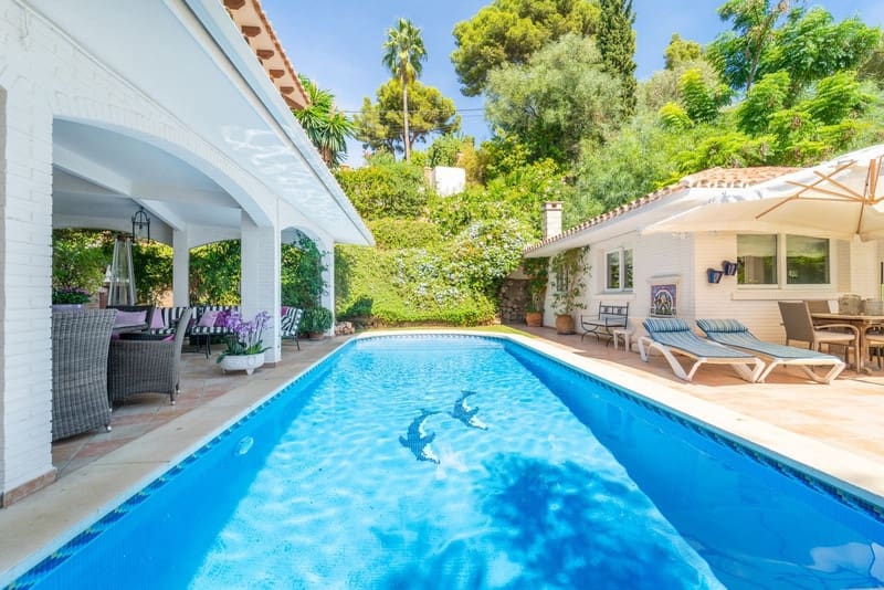 6 bedroom Villa for sale in Benalmadena with pool garage - € 1,695,000 (Ref: 8776036)