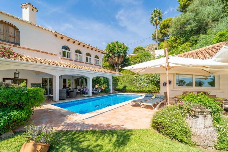 6 bedroom Villa for sale in Benalmadena with pool garage - € 1,695,000 (Ref: 8776036)
