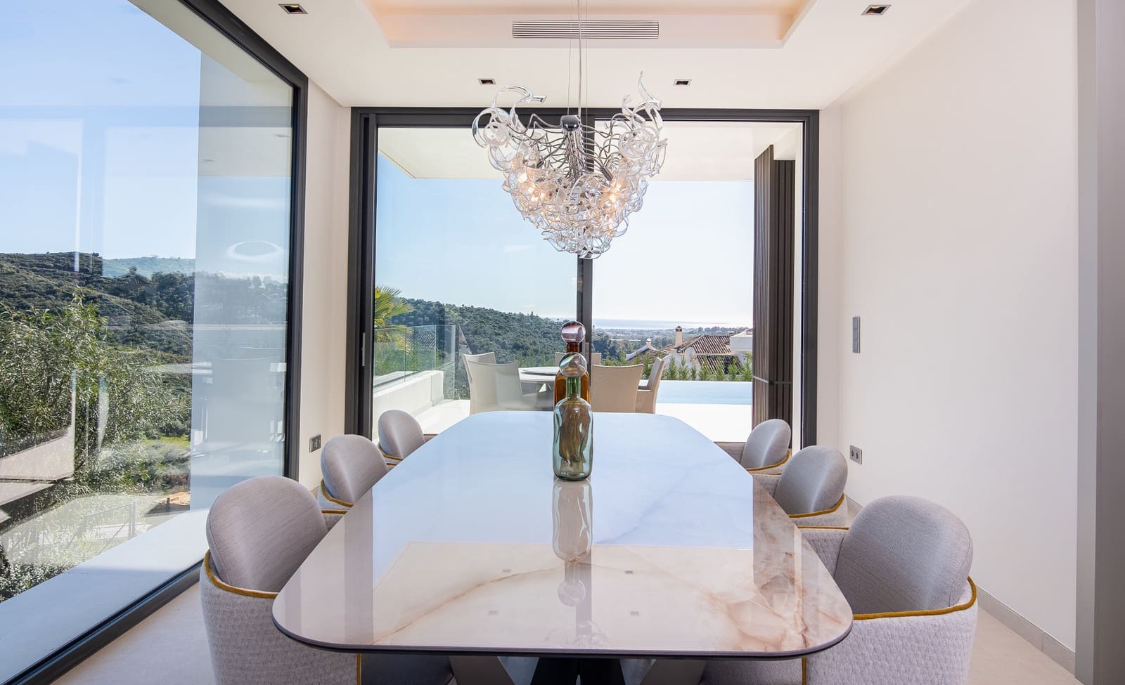 6 sypialnia Willa na sprzedaż w Benahavis z basenem garażem - 4 695 000 € (Ref: 8781284)