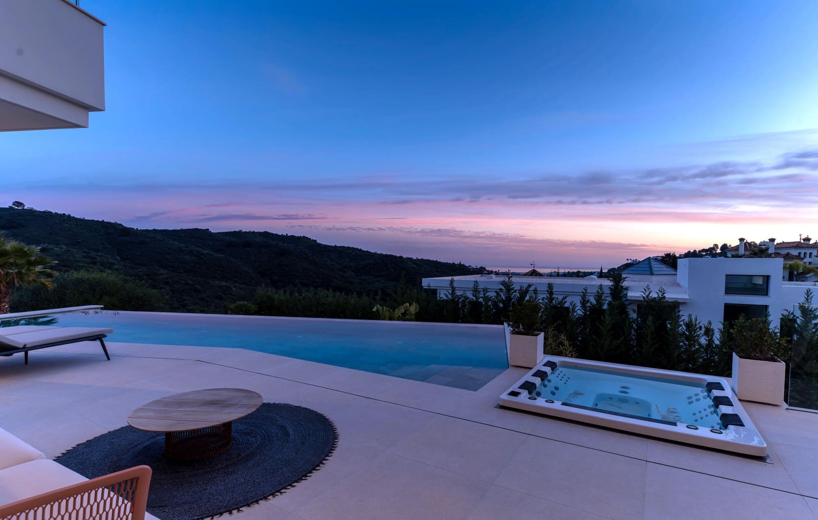 6 sypialnia Willa na sprzedaż w Benahavis z basenem garażem - 4 695 000 € (Ref: 8781284)